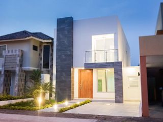 Foto 2 de Vendo casa a estrenar en Portofino