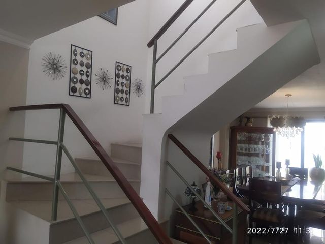 En venta moderna y lujosa casa en Ciudad Celeste Etapa La Serena, Samborondon