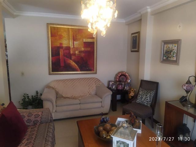 En venta moderna y lujosa casa en Ciudad Celeste Etapa La Serena, Samborondon