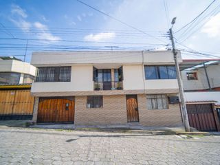 Casa venta Martha Bucaran 264,54m2 sur Quito