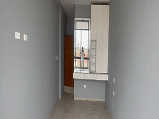 Foto 14 de VENTA DE CASA EN ESTRENO DE TRES PISOS EN LA ENTRADA DE LA URB. MONTEBELLO
