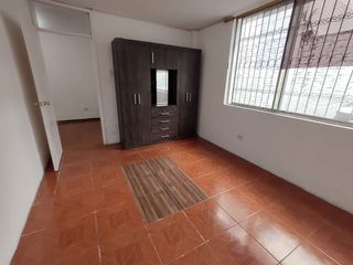 Foto 14 de VENDO  EDIFICIO RENTERO DE 4 PISOS , EMILIO ZOLA  CERCA DE LA AV. SHYRIS Y TOMAS DE BERLANGA