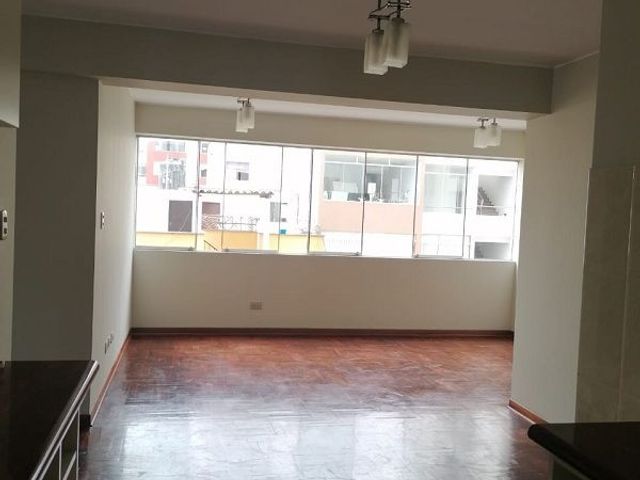 OCASIÓN!!! US$124,000 VENTA DEPART+COCHERA+DEPOSITO, LA CALERA DE LA MERCED, SURQUILLO