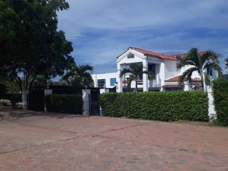 casa en venta en conjunto en Ricaurte- Cundinamarca