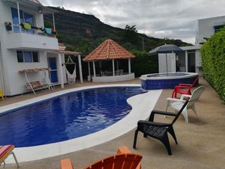 casa en venta en conjunto en Ricaurte- Cundinamarca