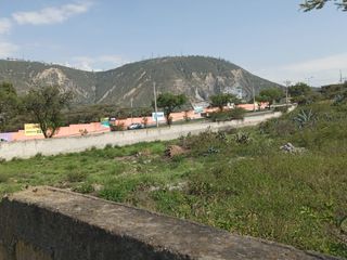 Foto 1 de Vendo terreno de  6. 220 metros cuadrados 80% plano.