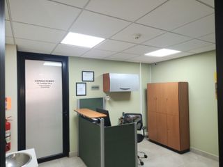 Vendo consultorio mefico en el Hospital de los Valle Cumbaya.