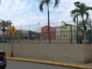 Foto 12 de VENTA CASA ESQUINERA VILLA ESPAÑA UNO NORTE DE GUAYAQUIL
