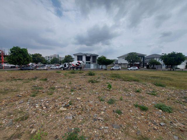 VENTA DE TERRENO MULTIFAMILIAR ISLA MOCOLI VISTA AL LAGO