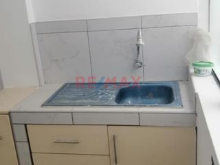 Foto 6 de Se Vende Casa Productiva De 3 Pisos En Urb. La Rinconada Con Área De 308.75 M2 ID 1023176