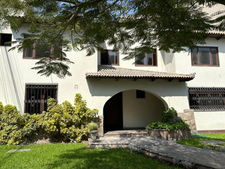 Foto 1 de Venta de Casa en Monterrico, Zona Exclusiva de Surco.