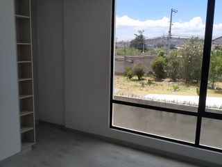 Casas en VENTA a estrenar CREDITO VIP, Conjunto Privado, Excelente ubicación. Calderón, Norte de Quito, Ecuador