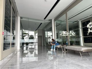 Foto 11 de Oficina en venta - Edif. Platinum 1, cerca de CC El Dorado