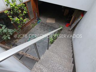 Casa como terreno o para remodelar en zona muy accesible de Corpac, San Isidro