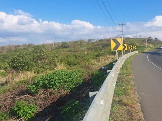 Foto 1 de Terreno de venta en montecristi, zona la pila