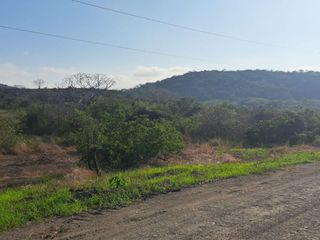 Foto 13 de Terreno de venta en montecristi, zona la pila