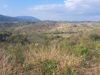 Foto 4 de Terreno de venta en montecristi, zona la pila