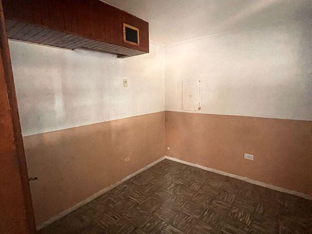 SE VENDE CASA/ COMPLEJO DE DEPARTAMENTO