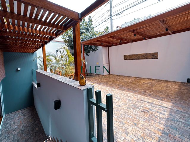 Moderno Flat en Semisótano - zona residencial exclusiva - Chacarilla