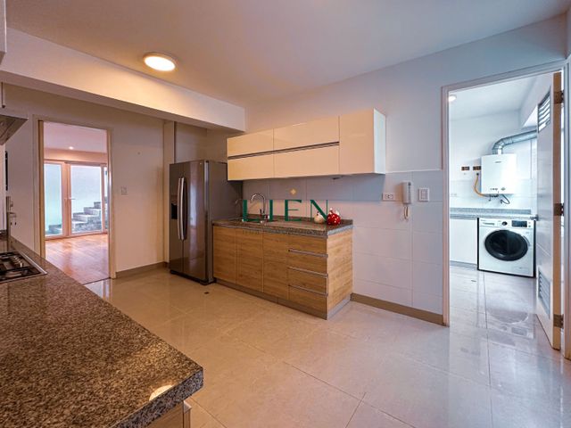 Moderno Flat en Semisótano - zona residencial exclusiva - Chacarilla