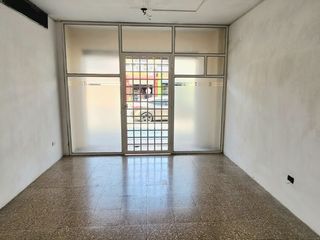Foto 5 de Garzota Se Vende Casa Rentera Dos Locales, 3 Departamentos