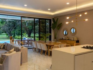 Hermosa Casa de Campo en Club Campestre