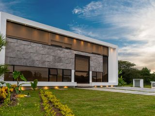 Hermosa Casa de Campo en Club Campestre