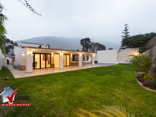 Foto 4 de VENTA DE CASA INDEPENDIENTE  DE 1,100 M2 EN LA MOLINA, URB. RINCONADA DEL LAGO