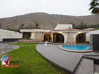 Foto 2 de VENTA DE CASA INDEPENDIENTE  DE 1,100 M2 EN LA MOLINA, URB. RINCONADA DEL LAGO