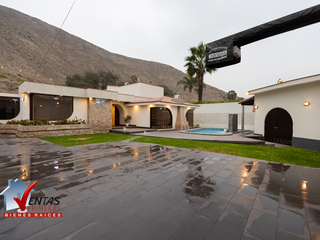 Foto 1 de VENTA DE CASA INDEPENDIENTE  DE 1,100 M2 EN LA MOLINA, URB. RINCONADA DEL LAGO