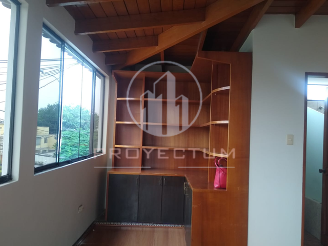 Calle Miguel Aljovin 334, Miraflores, Alquiler Edificio Comercia