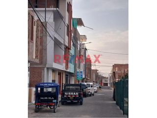 Foto 10 de Ocasión!!!Venta Casa 2 Pisos. Paseo Del Mar Mz D6 Lote 27. ID 1083972