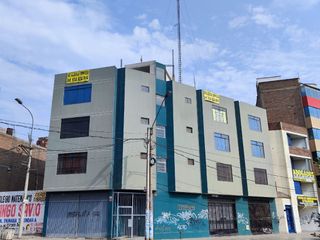 Se alquila Edificio de 4 pisos en la Av. Javier Prado Este, ATE.