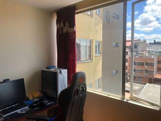 En venta departamento tres dormitorios,  Quito Las Casas, Universidad Central, La Colon