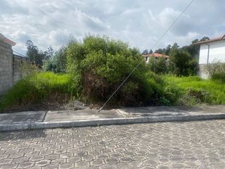 TERRENO DE VENTA, URB. PRIVADA CONOCOTO