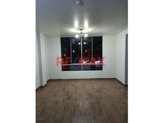 Foto 10 de Alquiler De Departamento En 2Do. Piso En Av. Nestor Gambeta