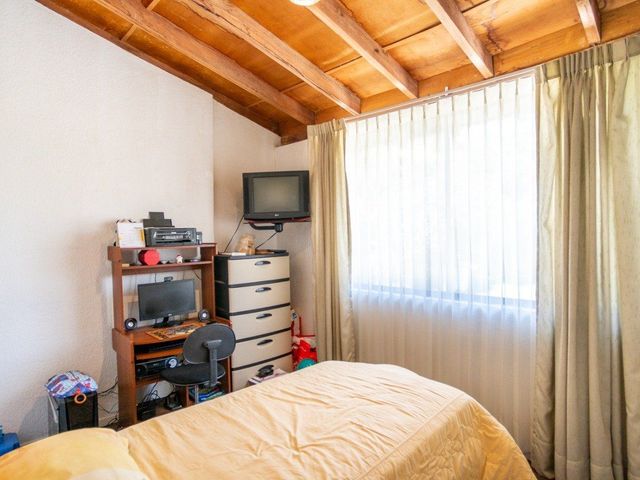 Casa DE VENTA en la Armenia 2