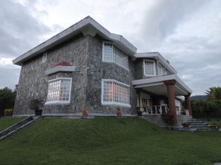En Venta Casa en La Armenia, Quito Ecuador