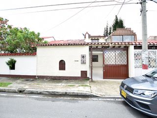 Casa en Villa del Prado, Bogotá