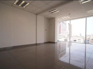 “ALQUILER DE OFICINAS 175.6 M2 LA VICTORIA - FRENTE A LINCE