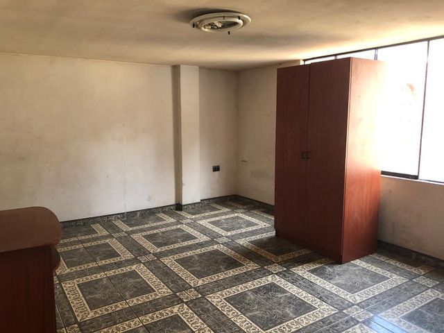 VENDO CASA COMO TERRENO EN SAN MARTÍN DE PORRES