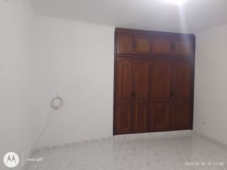 VENDO APARTAMENTO EDIFICIO GILDA