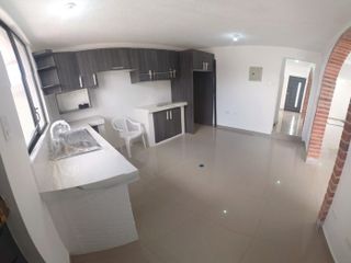 Amplia Casa en OBRA GRIS, de 160 m2, en Venta en San Antonio, Rumicucho