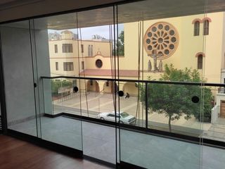 Venta Departamentos en San Isidro - Amplio y Luminoso