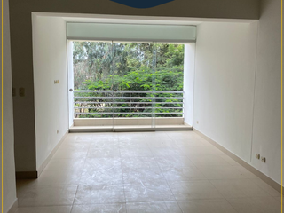 Foto 2 de VENDO DEPARTAMENTO NEW CONCEPT EN  LA ENTRADA DE LA URB. MIRAFLORES COUNTRY CLUB