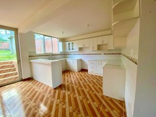 Foto 3 de VENTA DE CASA DE ESTRENO, LA ESPERANZA HUANUCO