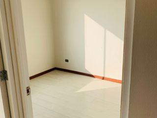 Foto 8 de SE VENDE DEPARTAMENTO DUPLEX PLAZA VEA COLONIAL