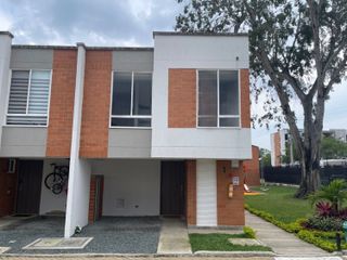 VENDO CASA EN CONDOMINIO SUR DE CALI PARA ESTRENAR BARRIO SIENA SECTOR CIUDAD PACÍFICA