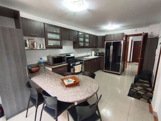 Foto 2 de RENTA CASA AMOBLADA  - 165 m2 - sector Mastodontes - Conjunto privado