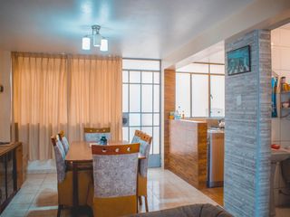 Foto 9 de VENTA DE CASA EN SAN MARTIN DE PORRES